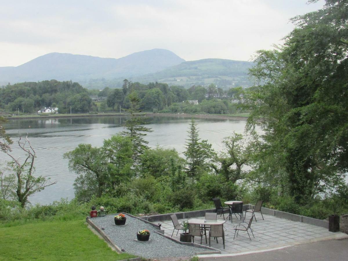 Отель Watersedge Seaviews Кенмар Экстерьер фото